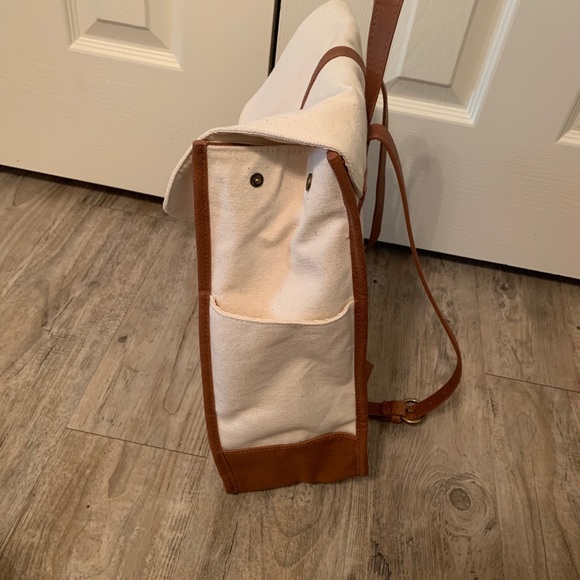 Universal Thread canvas backpack - Picture 4 of 4